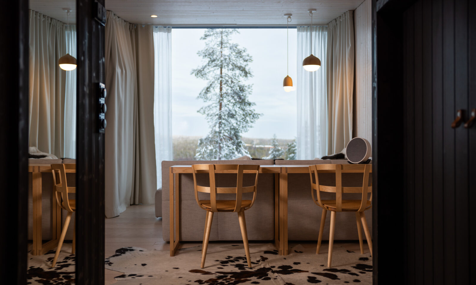 Arctic Scene Executive Suite interior. | Rovaniemi, Lapland.